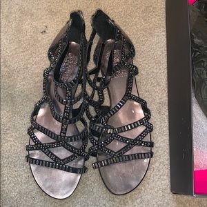 vince camuto black/steel sandals
